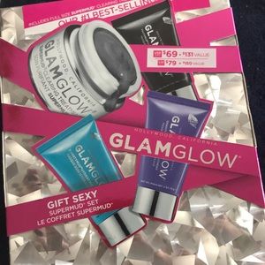 GlamGlow Christmas SuperMud Set